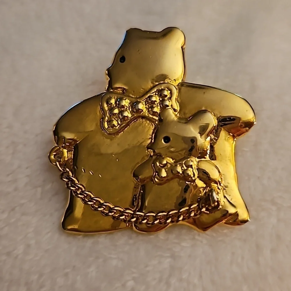 3/$30 Vintage Mama Teddy Bear Doll Eyeglass Holder Brooch Pin